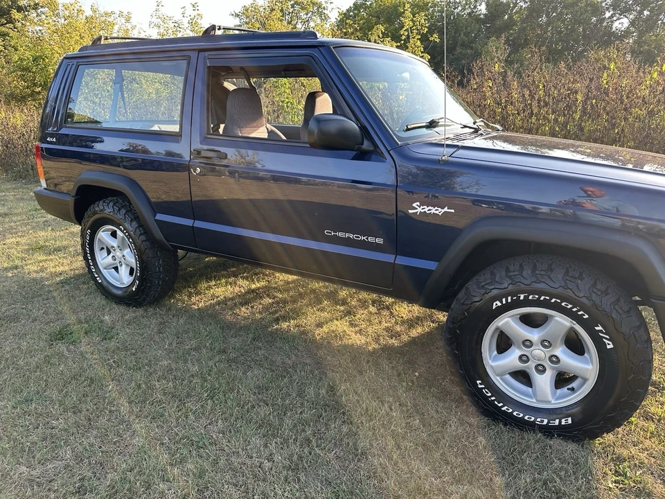 1997 Jeep XJ Cherokee - Image 2 of 21