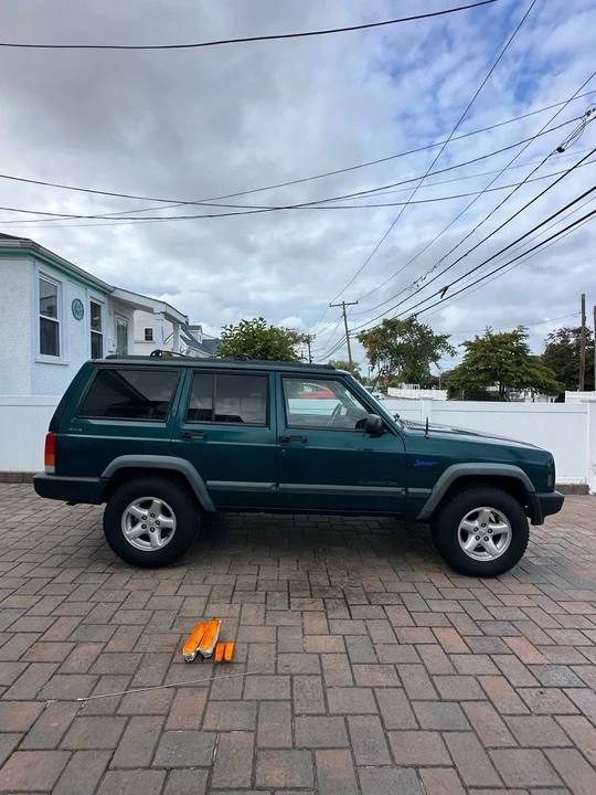 1997 Jeep XJ Cherokee - Image 5 of 21