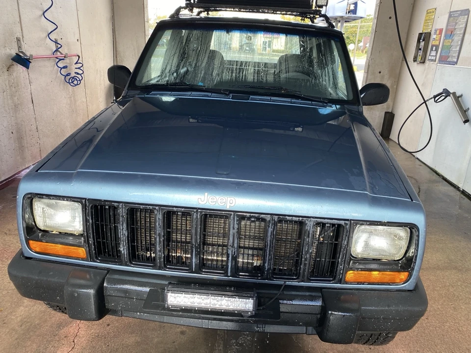 1997 Jeep XJ Cherokee - Image 2 of 4