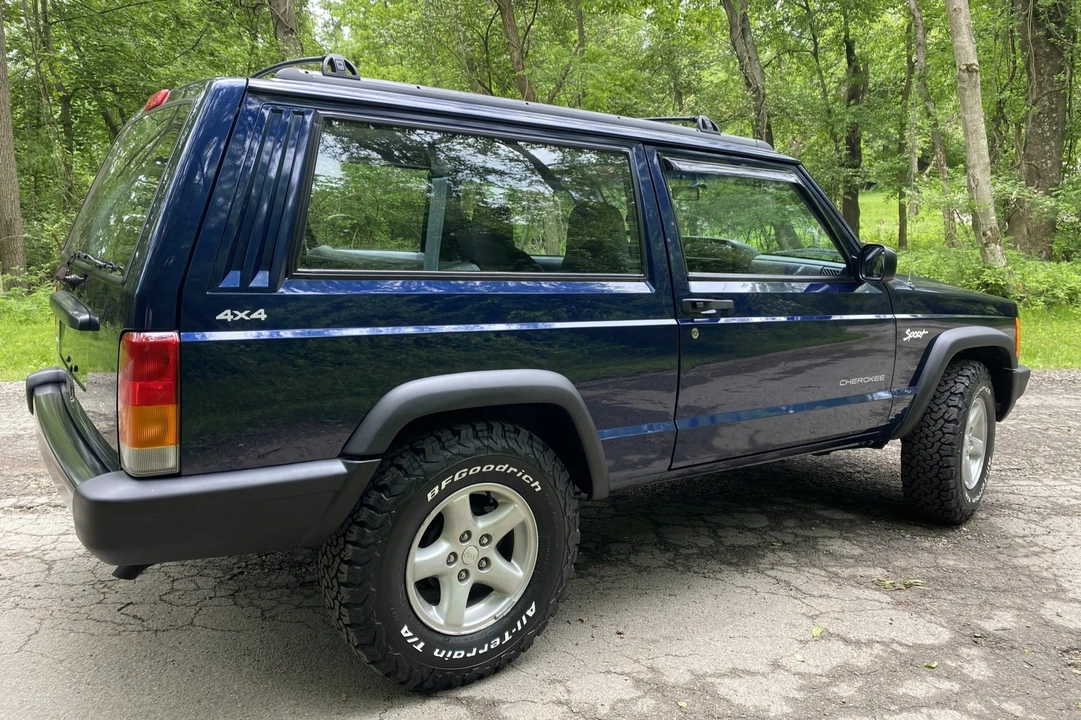 1997 Jeep XJ Cherokee - Image 22 of 31