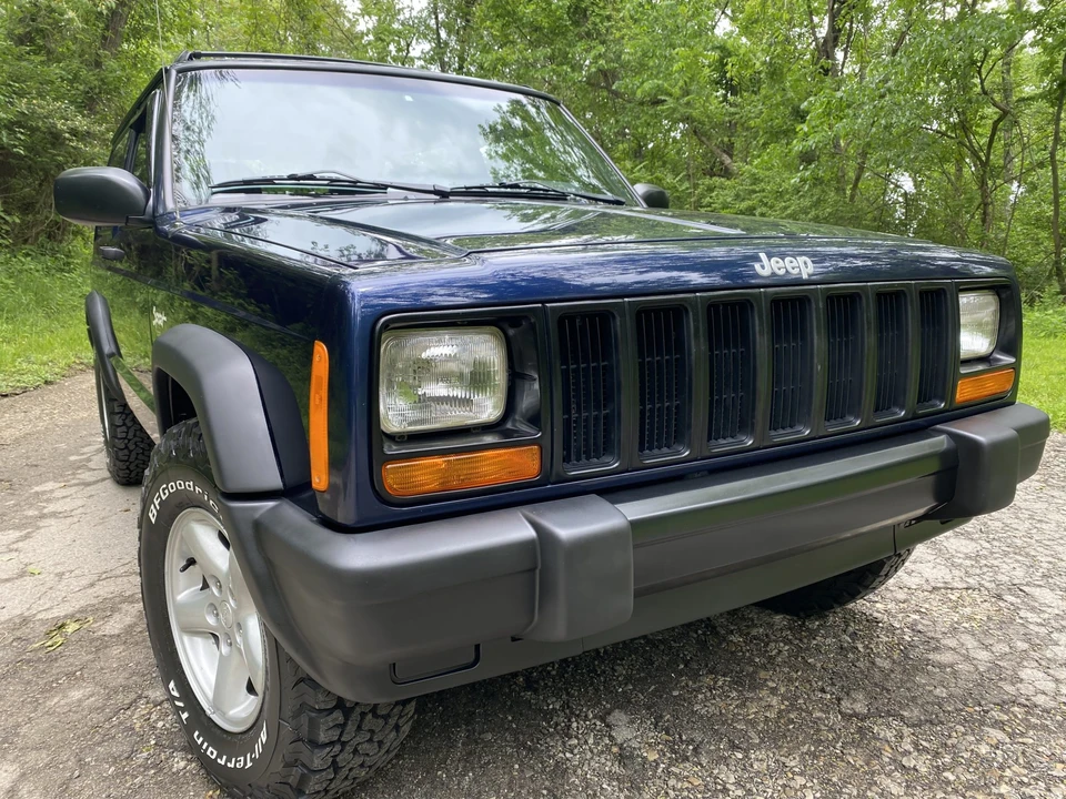 1997 Jeep XJ Cherokee - Image 13 of 31
