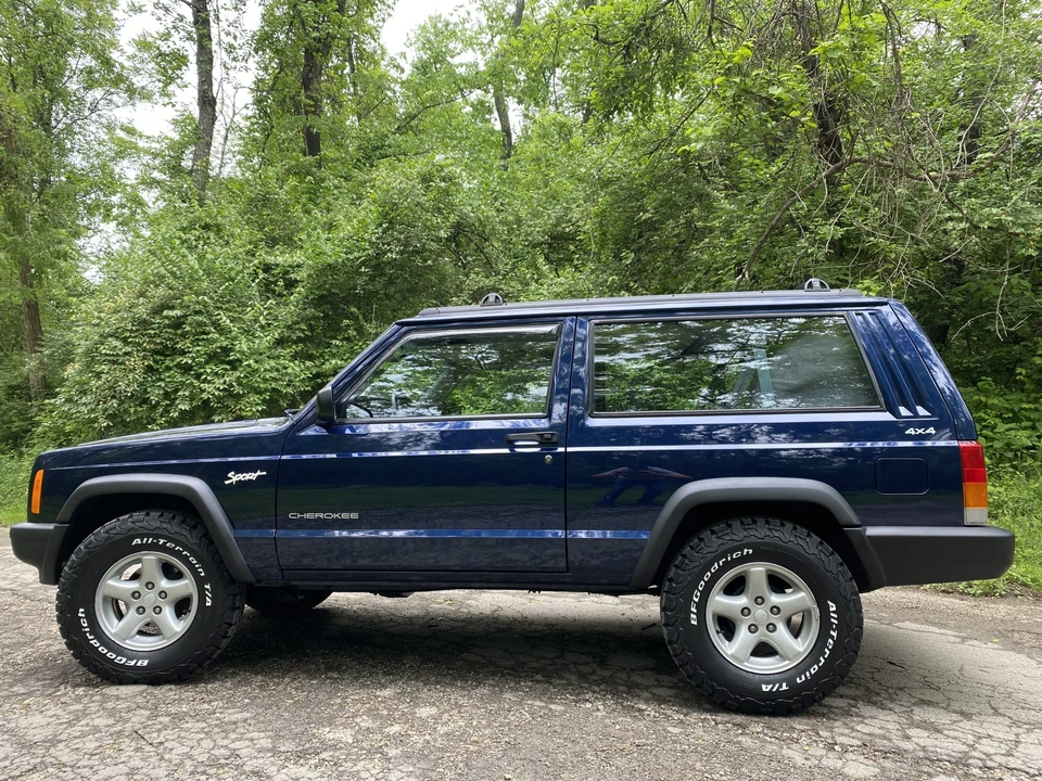 1997 Jeep XJ Cherokee - Image 3 of 31