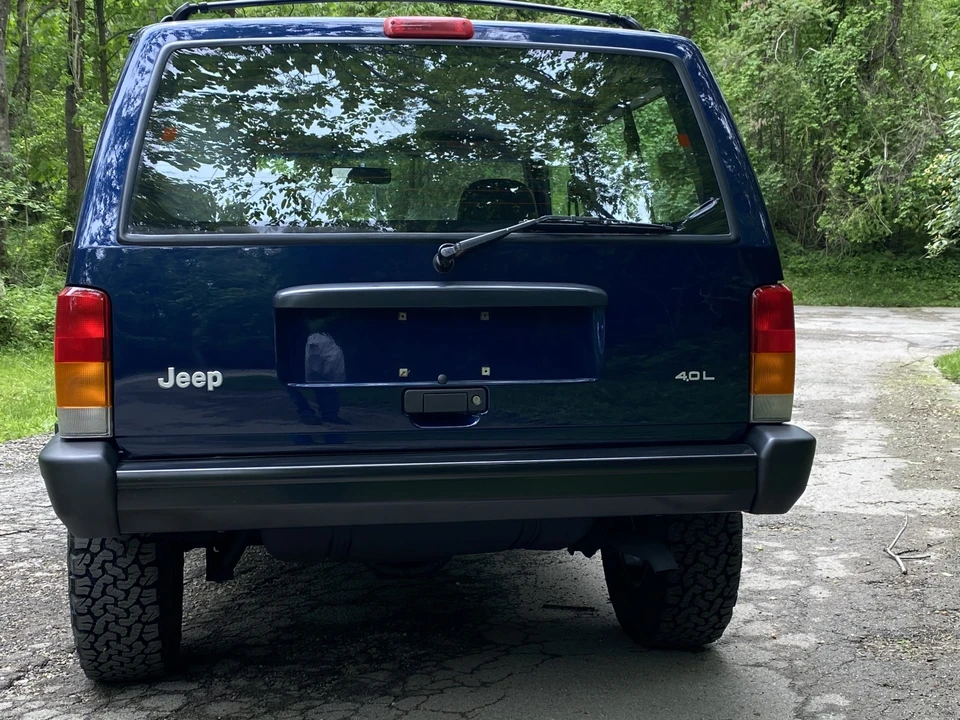 1997 Jeep XJ Cherokee - Image 26 of 31