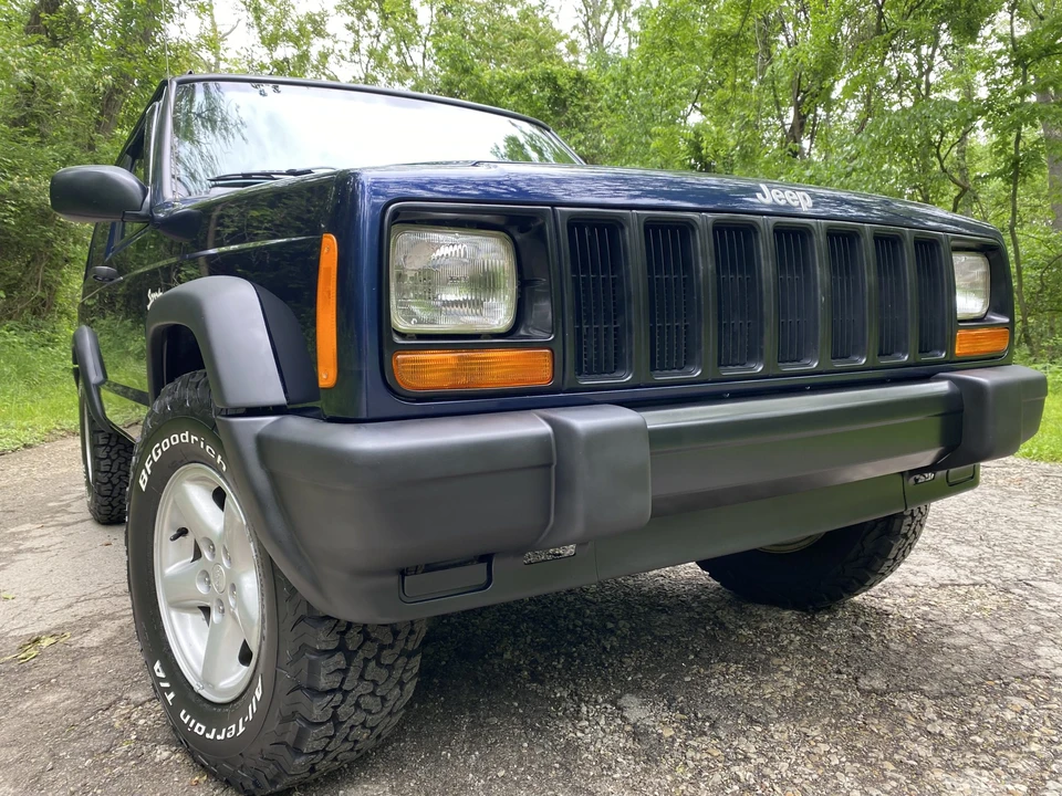 1997 Jeep XJ Cherokee - Image 12 of 31
