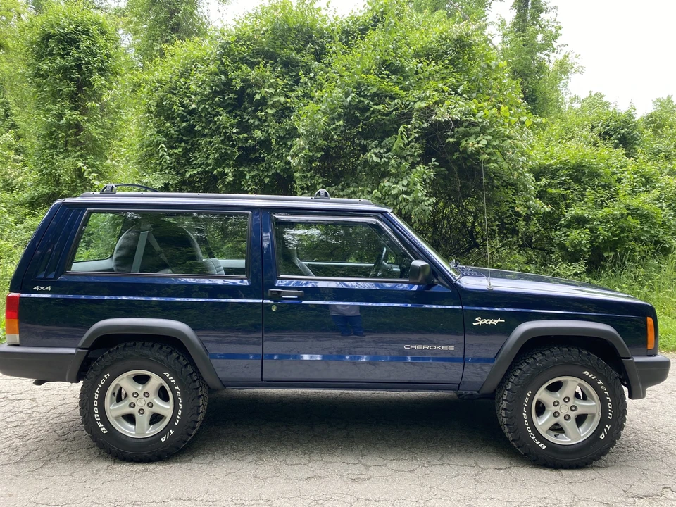 1997 Jeep XJ Cherokee - Image 21 of 31