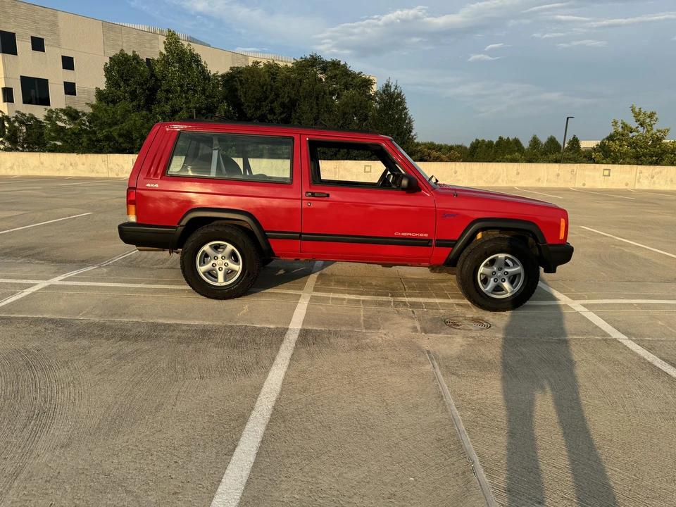1997 Jeep XJ Cherokee - Image 10 of 31