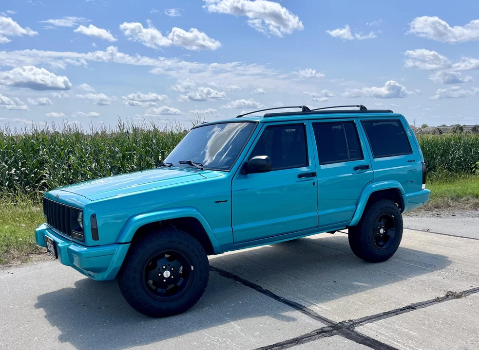 1997 Jeep XJ Cherokee - Image 4 of 31
