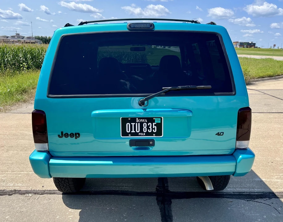 1997 Jeep XJ Cherokee - Image 17 of 31