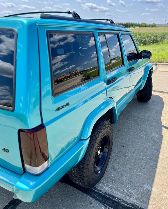 1997 Jeep XJ Cherokee - Image 30 of 31