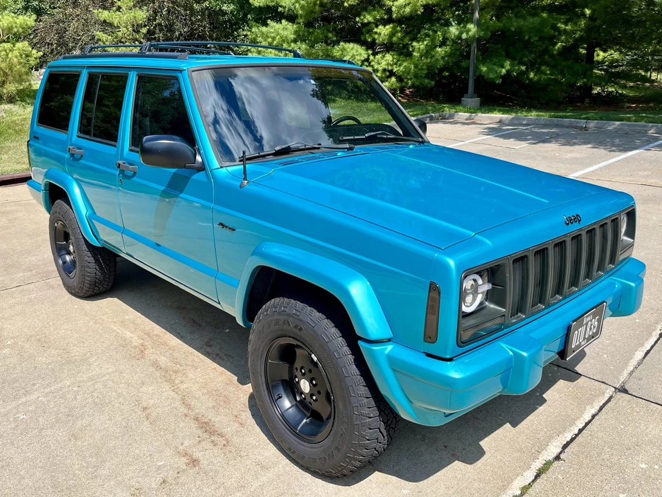1997 Jeep XJ Cherokee - Image 10 of 31