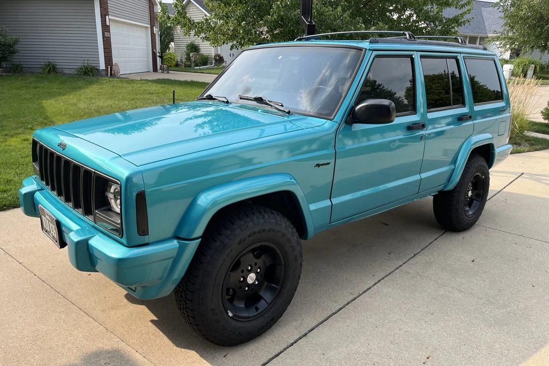 1997 Jeep XJ Cherokee - Image 2 of 31