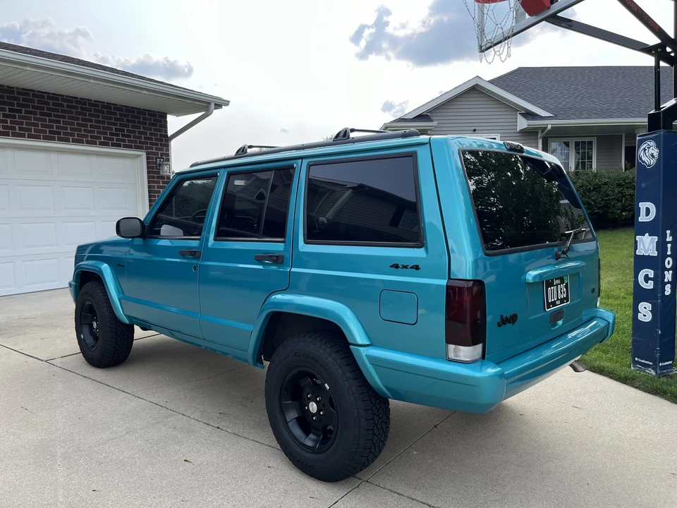 1997 Jeep XJ Cherokee - Image 19 of 31