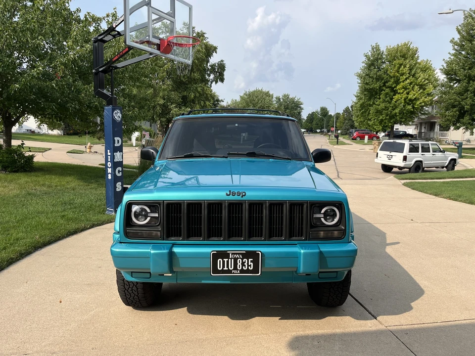 1997 Jeep XJ Cherokee - Image 8 of 31