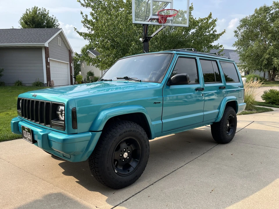 1997 Jeep XJ Cherokee - Image 3 of 31
