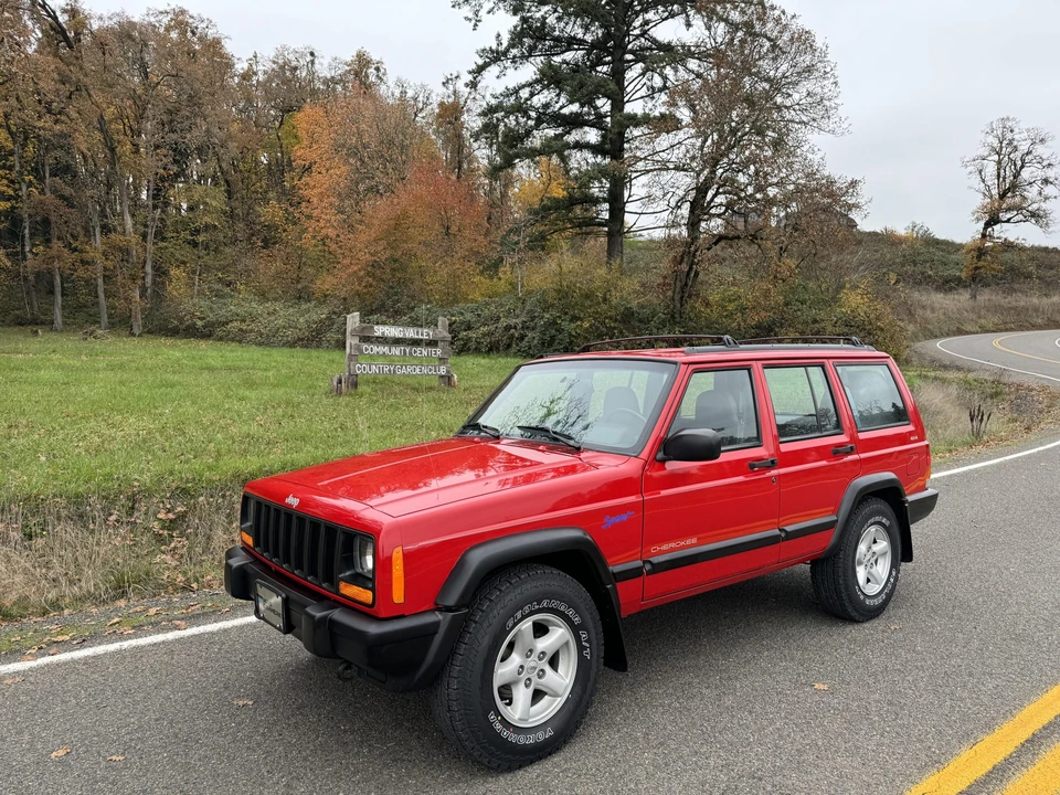 1997 Jeep XJ Cherokee - Image 2 of 31