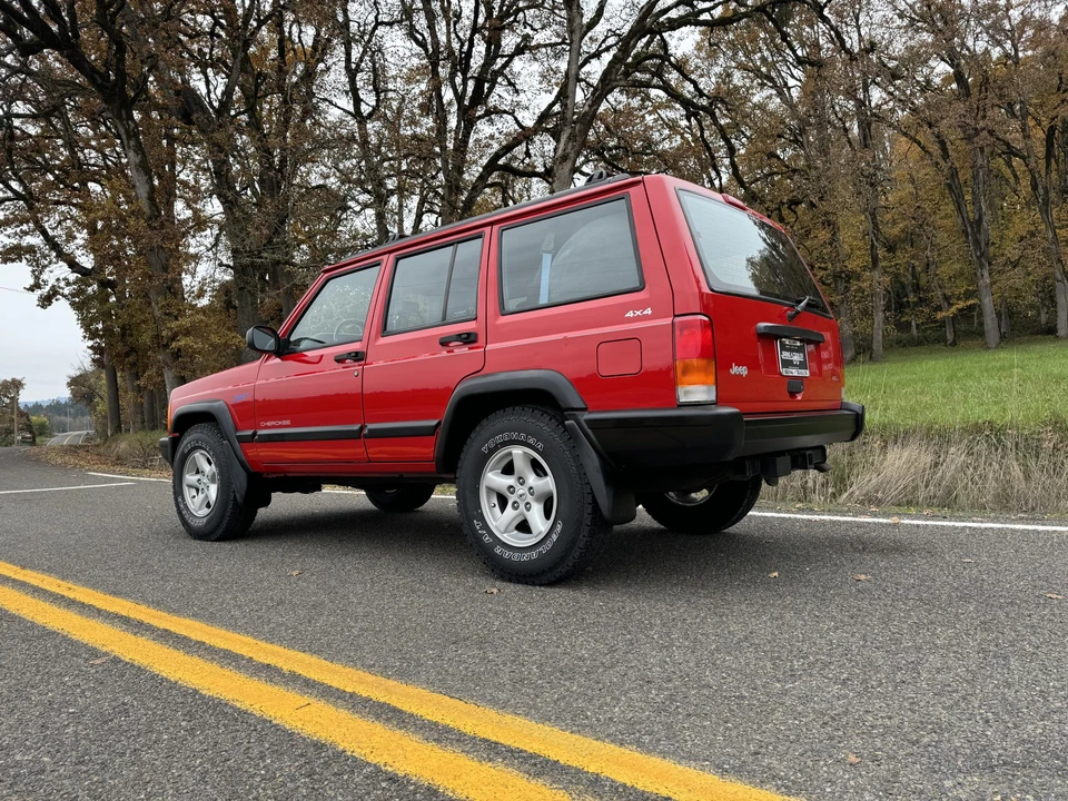 1997 Jeep XJ Cherokee - Image 5 of 31