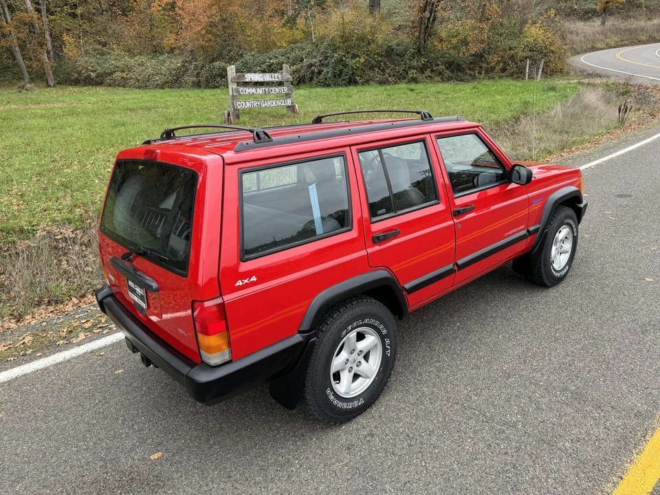 1997 Jeep XJ Cherokee - Image 12 of 31