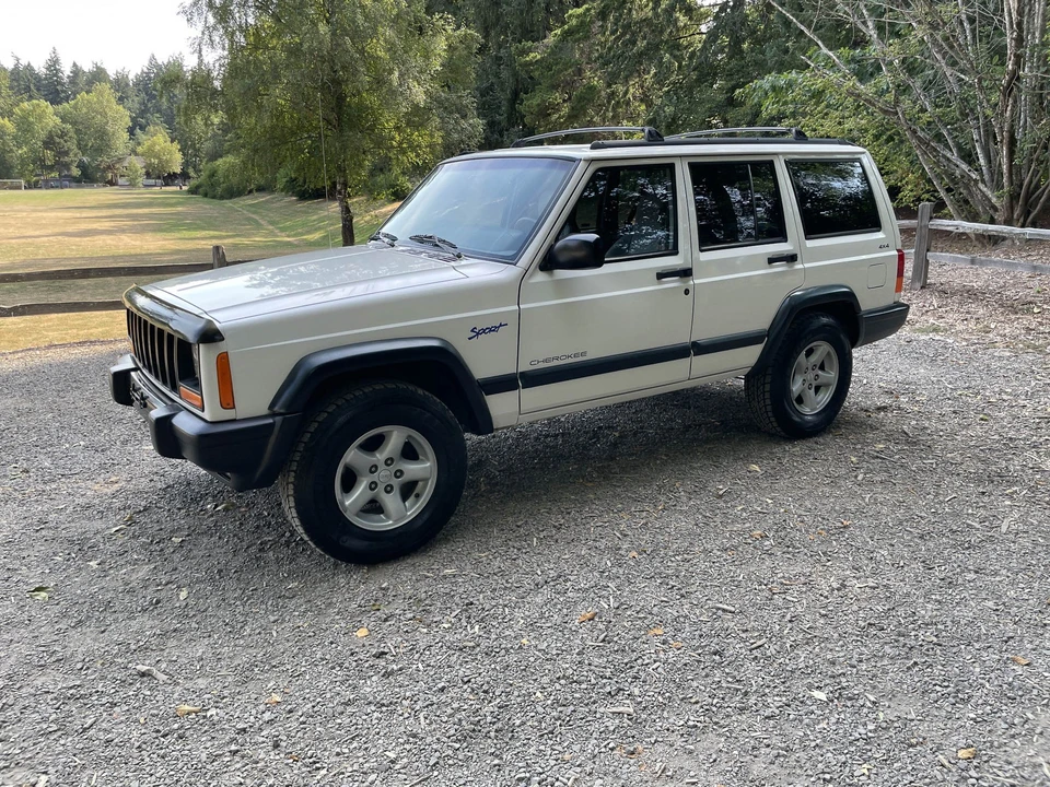 1997 Jeep XJ Cherokee - Image 3 of 31