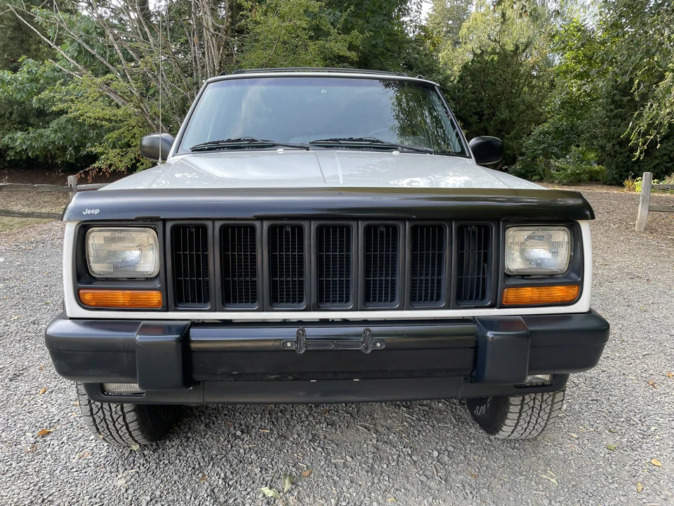 1997 Jeep XJ Cherokee - Image 23 of 31