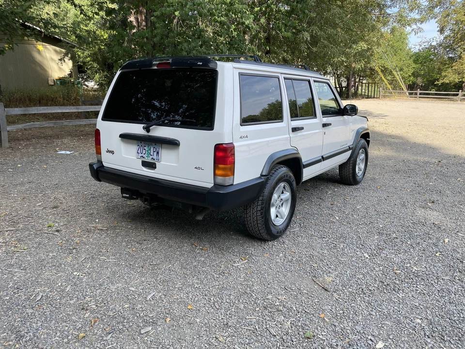1997 Jeep XJ Cherokee - Image 20 of 31