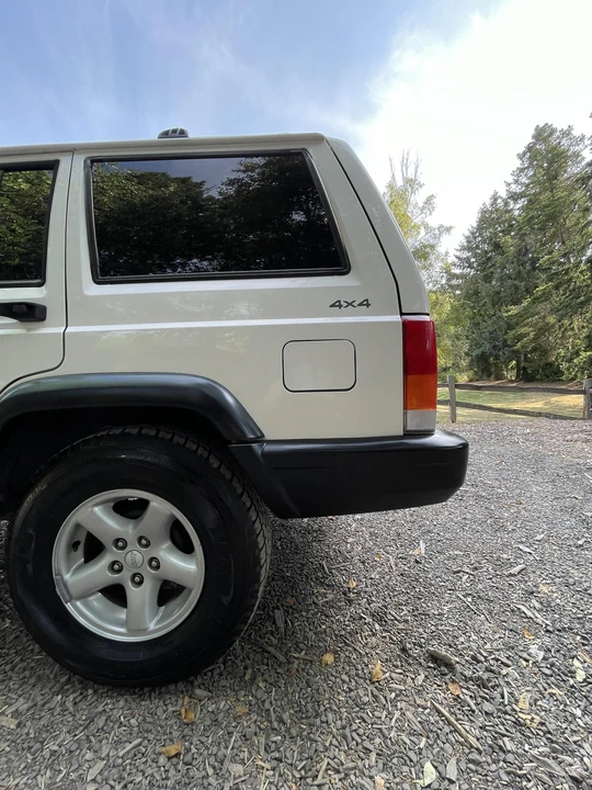 1997 Jeep XJ Cherokee - Image 28 of 31