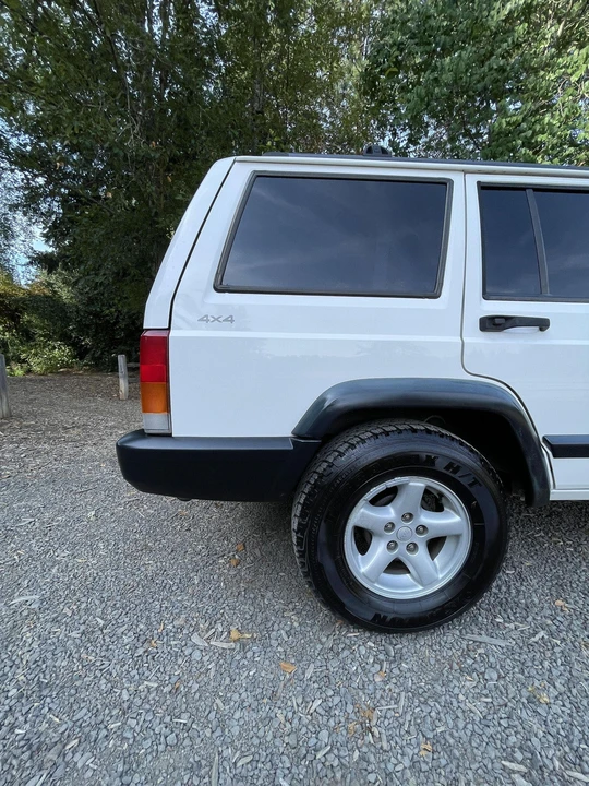 1997 Jeep XJ Cherokee - Image 29 of 31