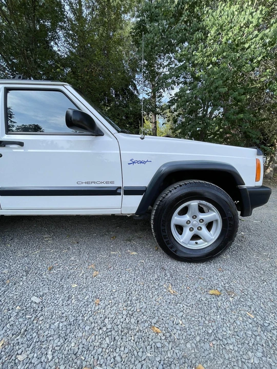 1997 Jeep XJ Cherokee - Image 30 of 31