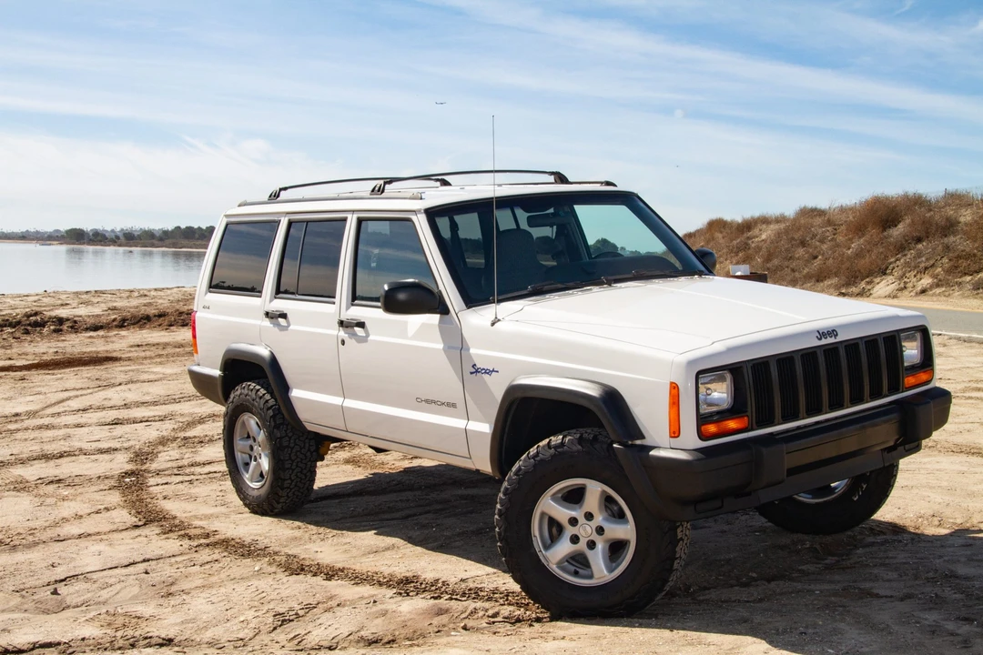 1997 Jeep XJ Cherokee - Image 2 of 31