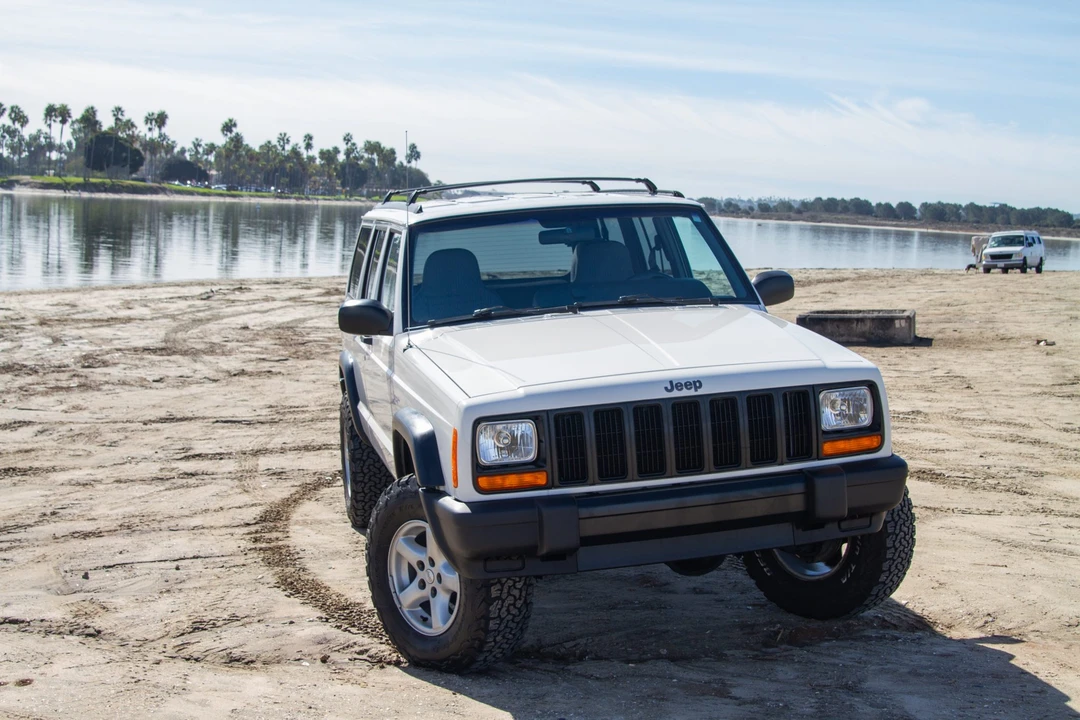 1997 Jeep XJ Cherokee - Image 6 of 31