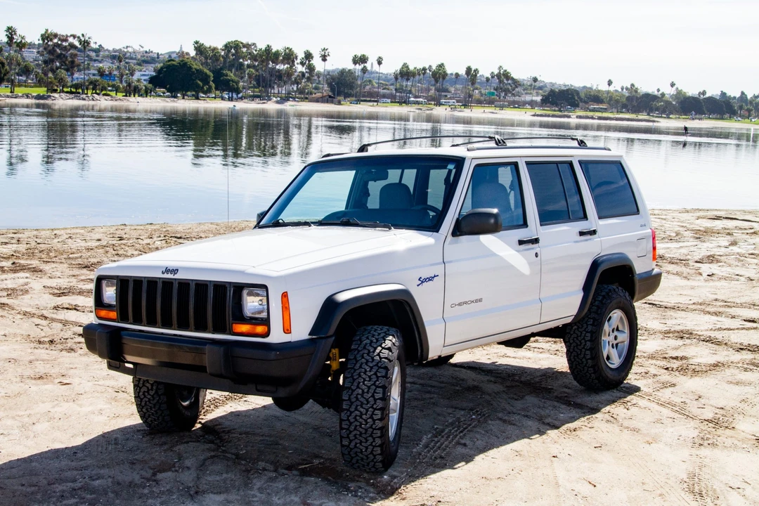 1997 Jeep XJ Cherokee - Image 10 of 31