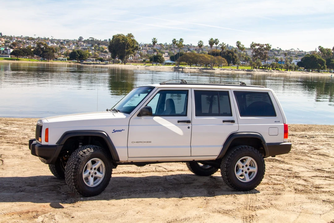 1997 Jeep XJ Cherokee - Image 11 of 31