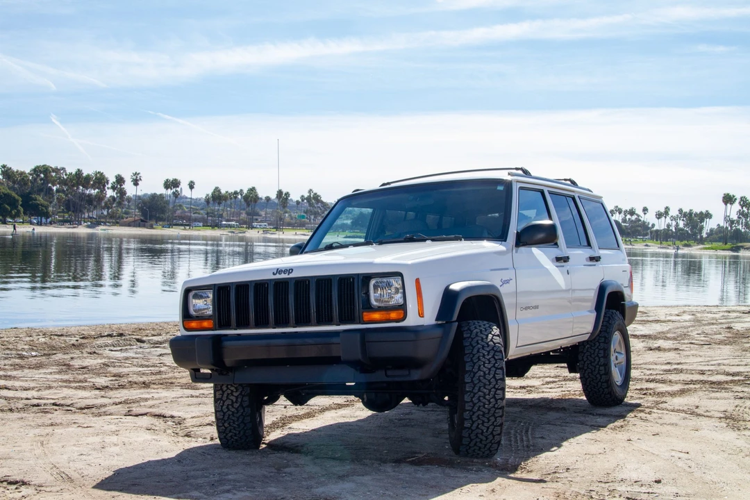 1997 Jeep XJ Cherokee - Image 9 of 31