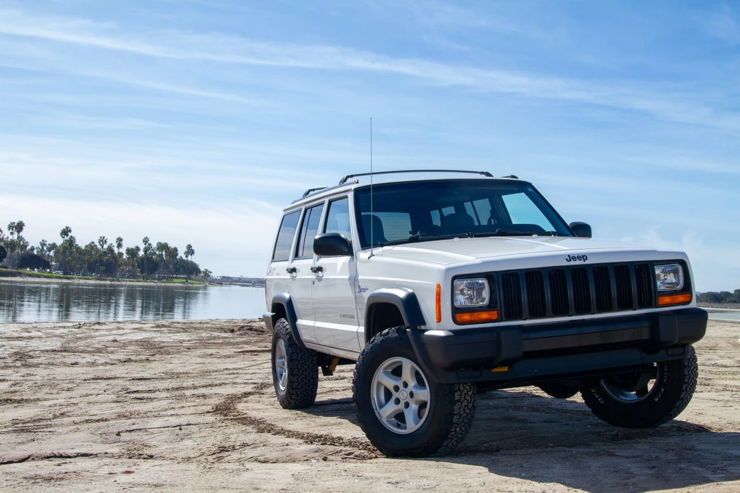 1997 Jeep XJ Cherokee - Image 5 of 31