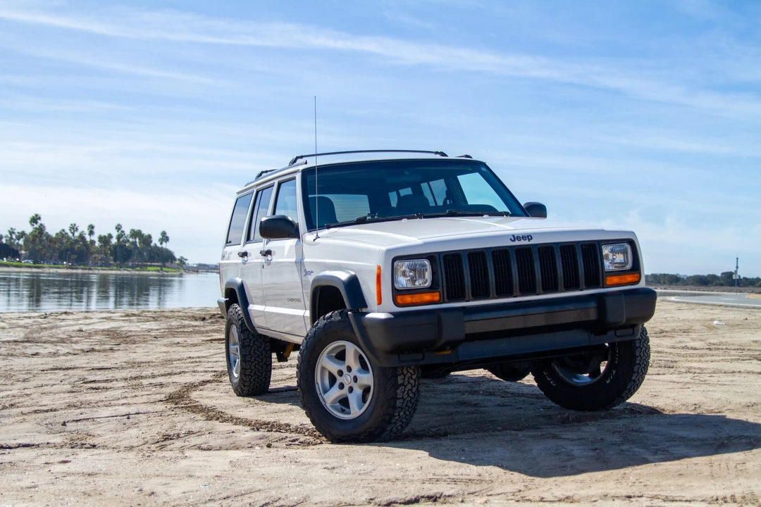 1997 Jeep XJ Cherokee - Image 4 of 31