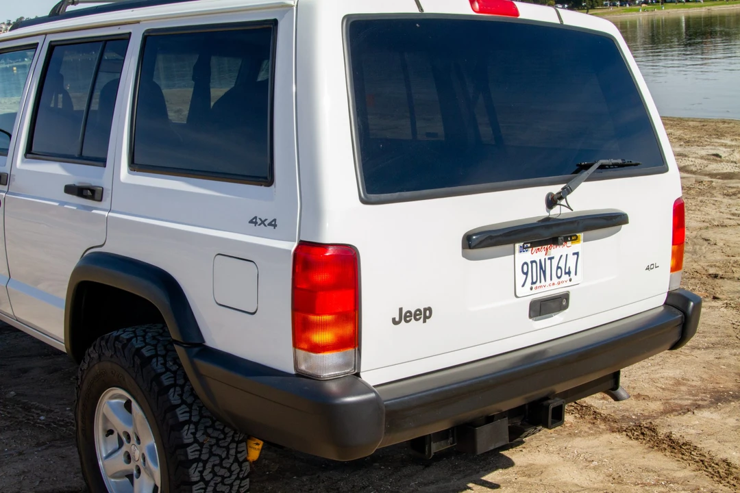 1997 Jeep XJ Cherokee - Image 23 of 31