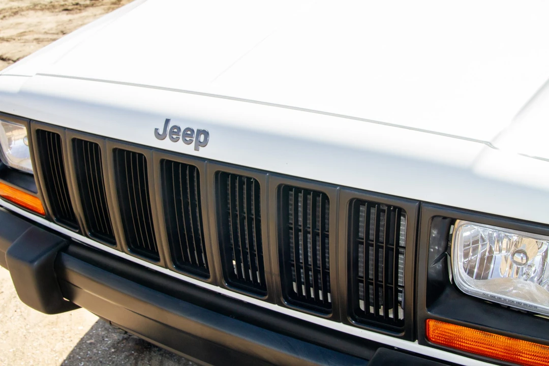 1997 Jeep XJ Cherokee - Image 18 of 31