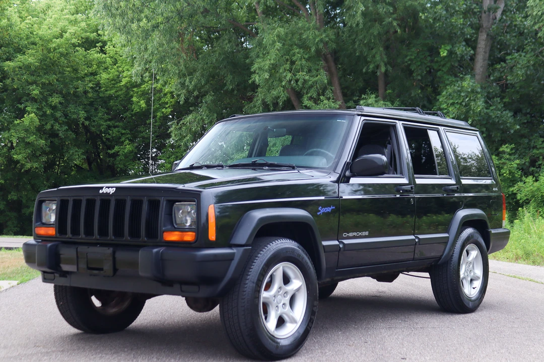 1997 Jeep XJ Cherokee - Image 2 of 31