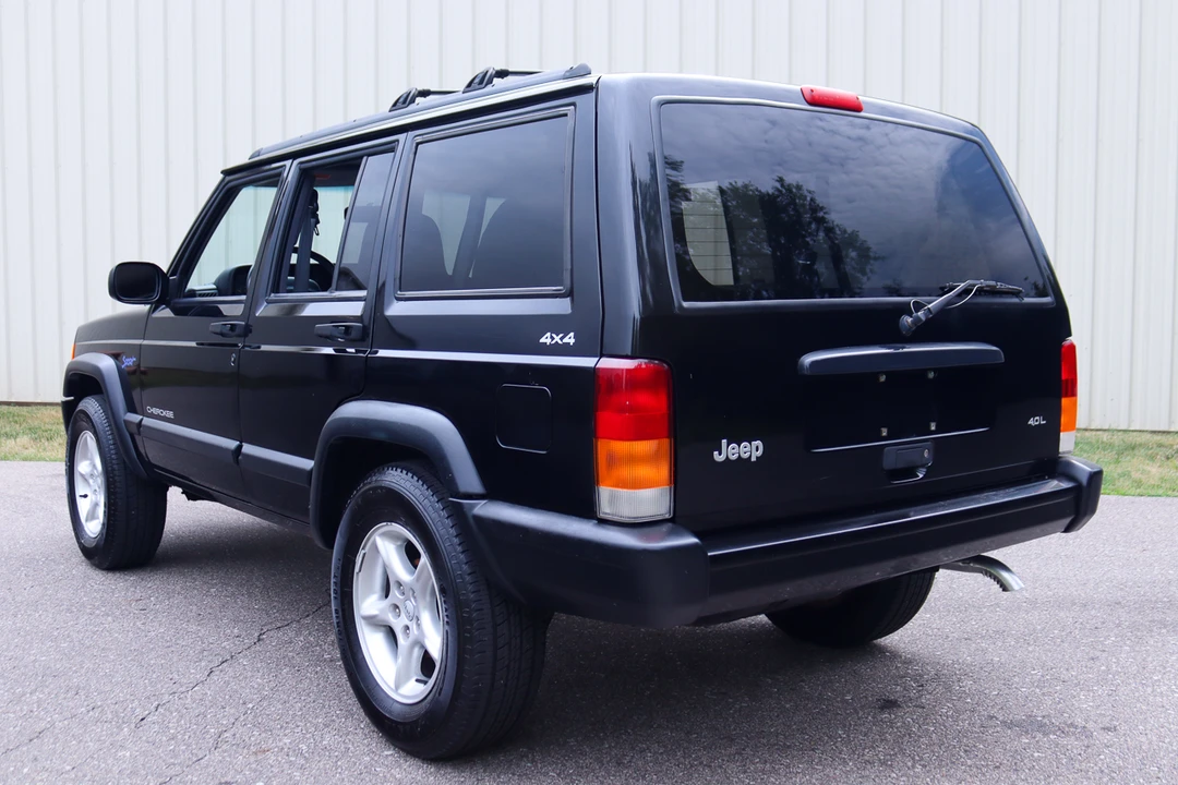 1997 Jeep XJ Cherokee - Image 8 of 31