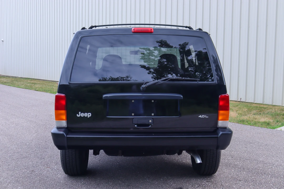 1997 Jeep XJ Cherokee - Image 7 of 31