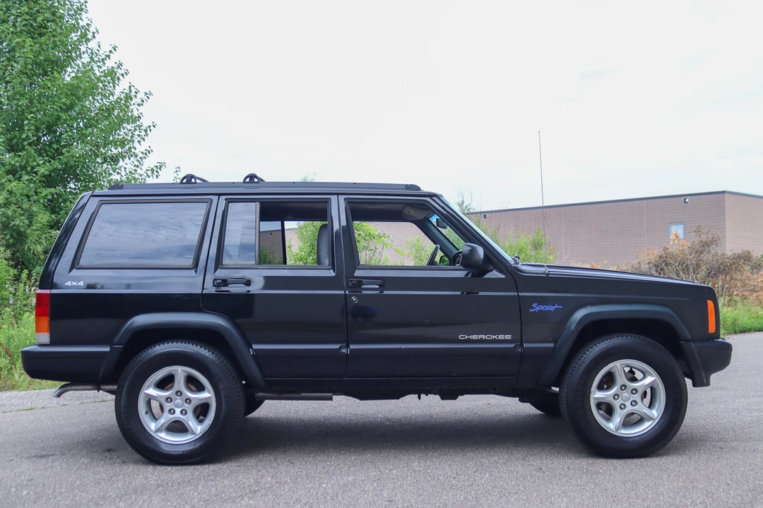 1997 Jeep XJ Cherokee - Image 5 of 31