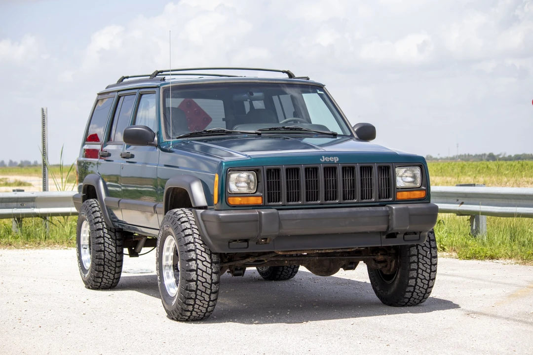 1997 Jeep XJ Cherokee - Image 14 of 31