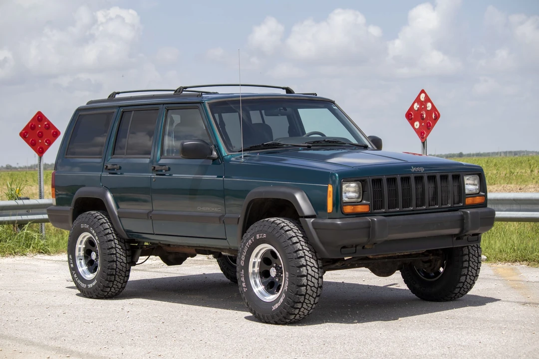 1997 Jeep XJ Cherokee - Image 9 of 31