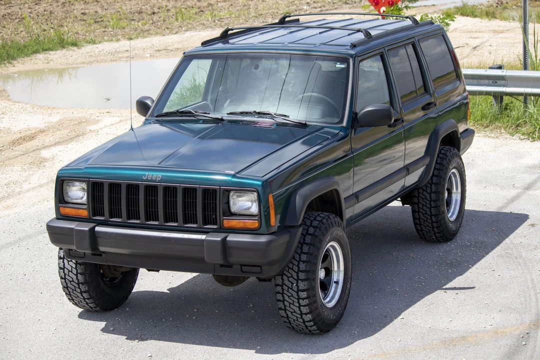 1997 Jeep XJ Cherokee - Image 5 of 31