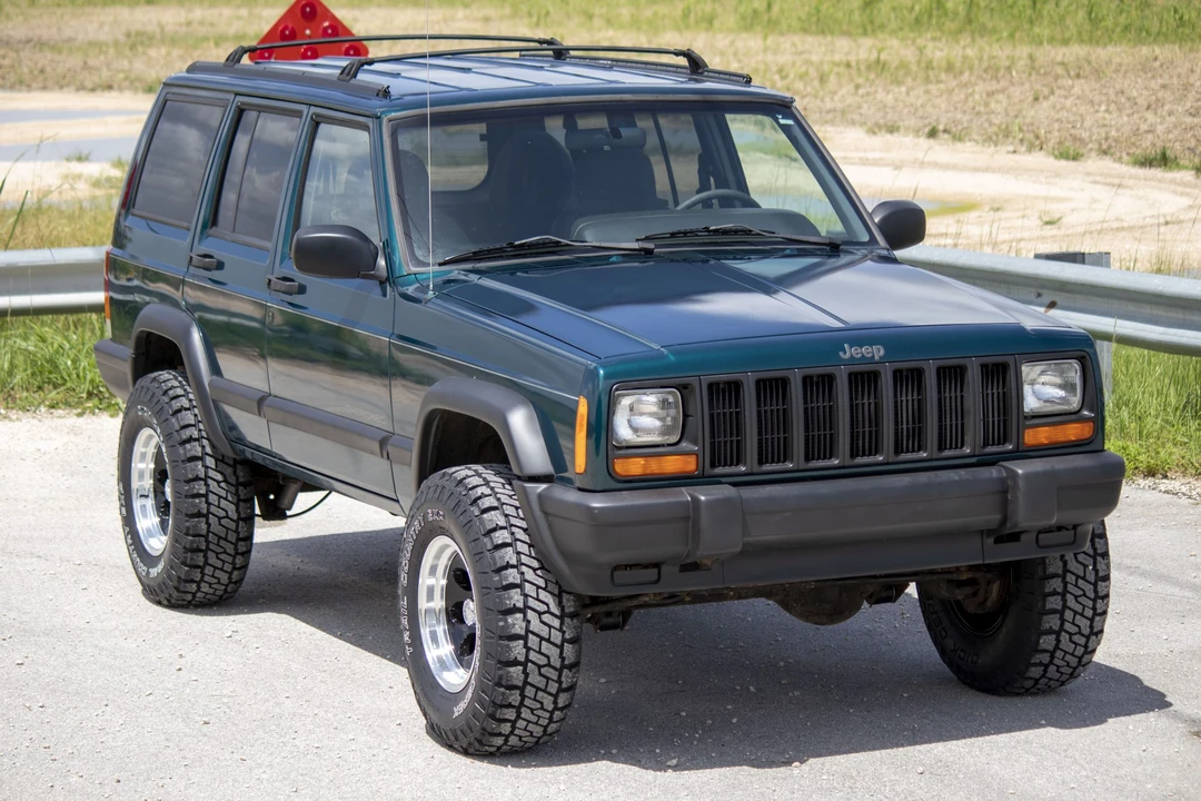 1997 Jeep XJ Cherokee - Image 8 of 31