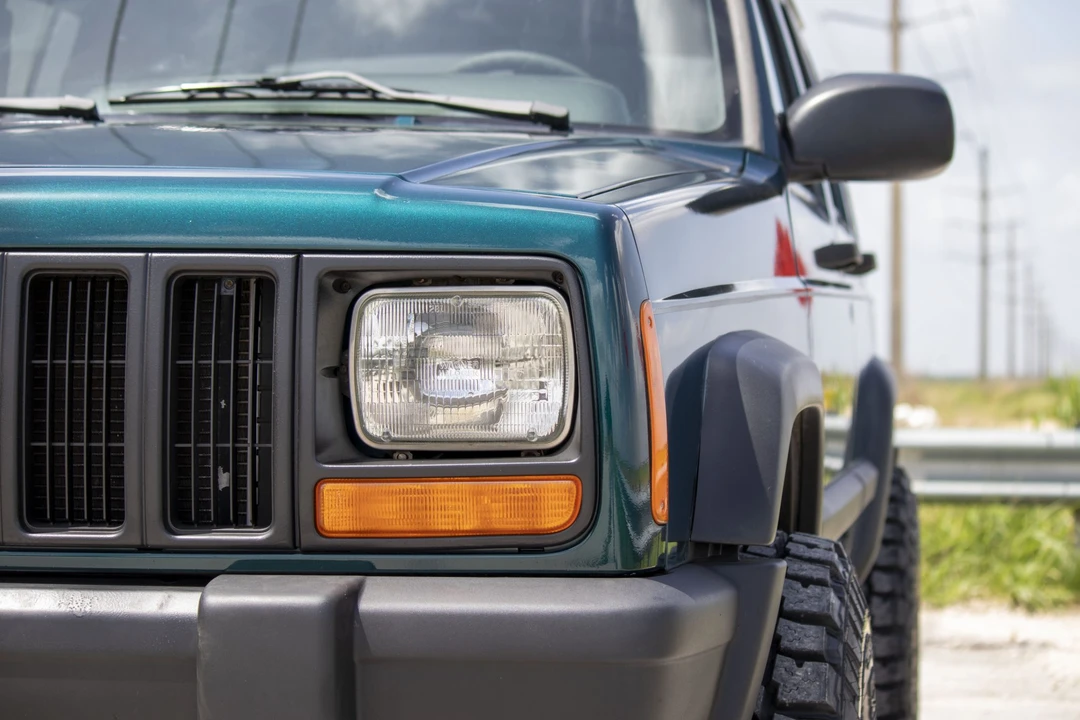 1997 Jeep XJ Cherokee - Image 27 of 31
