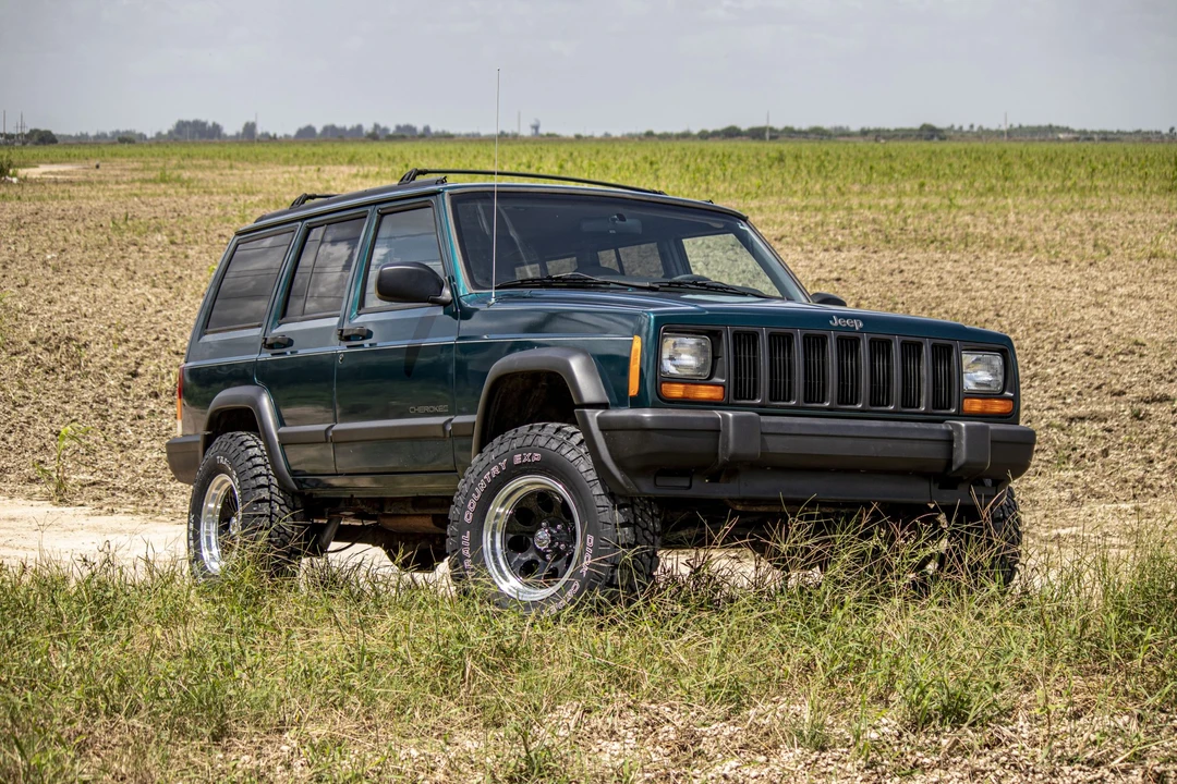 1997 Jeep XJ Cherokee - Image 2 of 31