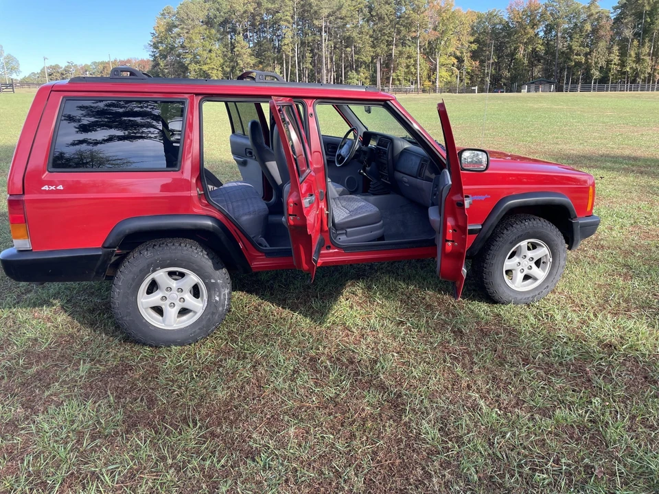 1997 Jeep XJ Cherokee - Image 12 of 31