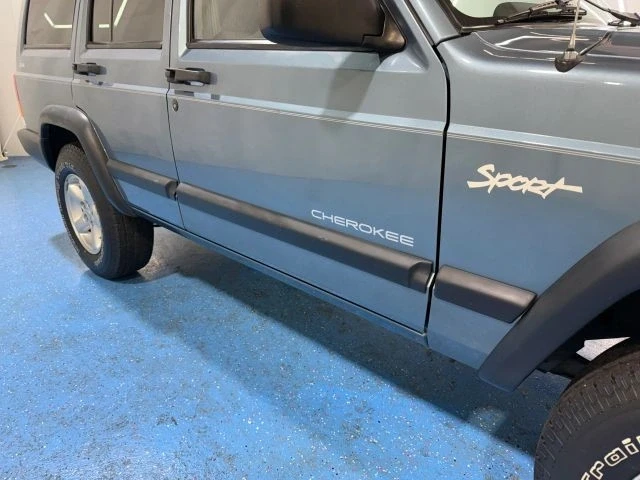 1997 Jeep XJ Cherokee - Image 10 of 21