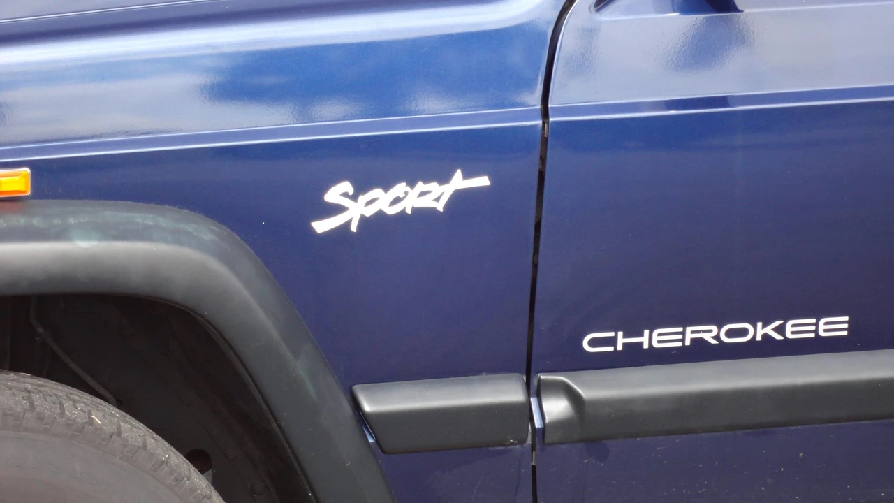 1997 Jeep XJ Cherokee - Image 24 of 31