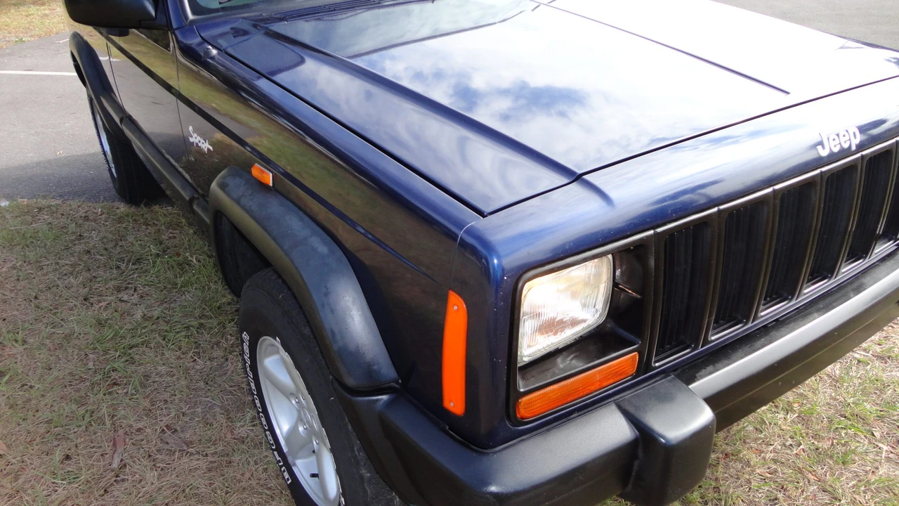 1997 Jeep XJ Cherokee - Image 14 of 31